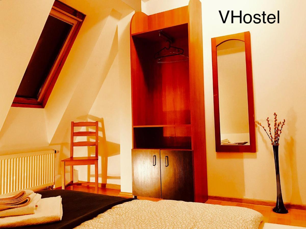 V Hostel Варшава Экстерьер фото